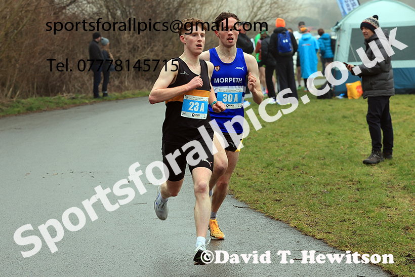 Senior Men and Over-35s to 49s Mens 2025 NECAA Royal Signals Road Relays Champs.,  Hetton Lyons Country Park, Hetton le Hole, County Durham. Photo: David T. Hewitson/Sports for All Pics